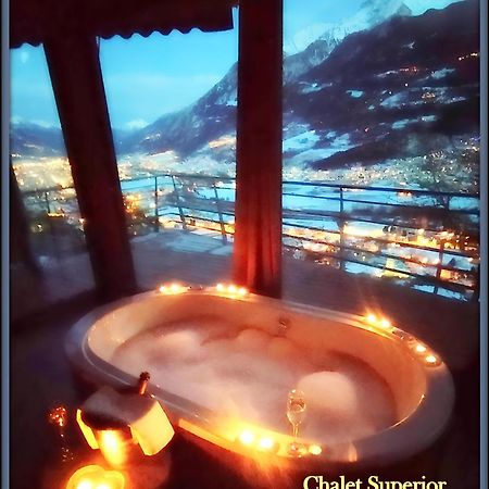 Chalet Con Jacuzzi Vista Montagne أَويستا الغرفة الصورة
